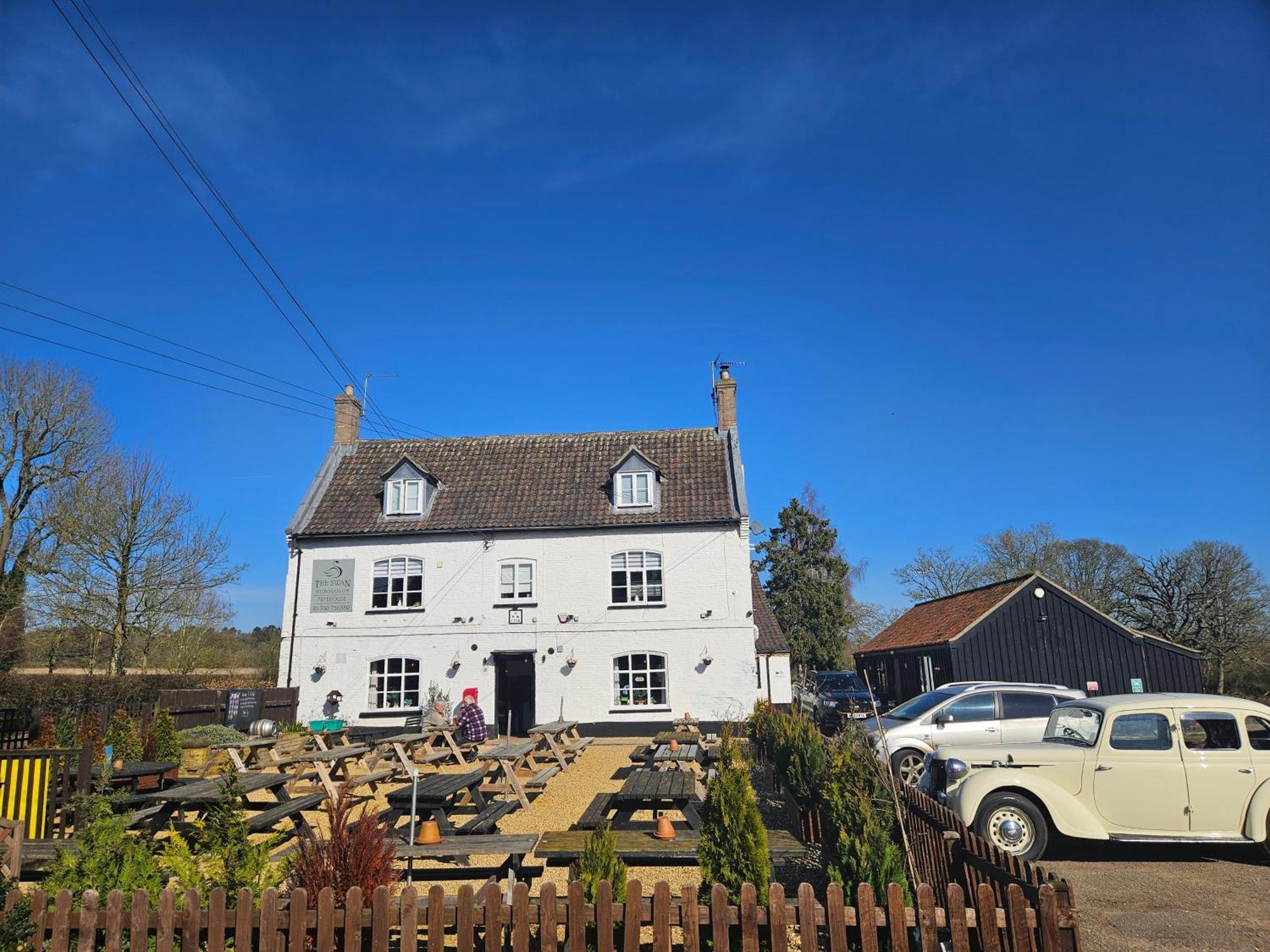 The Swan Inn Hilborough 외부 사진