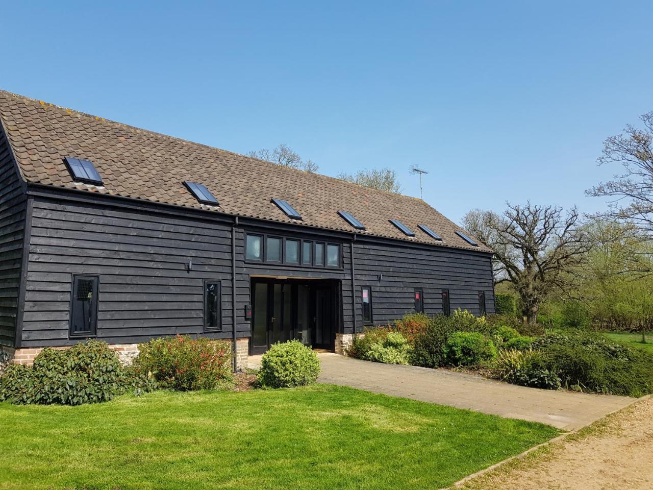 The Swan Inn Hilborough 외부 사진